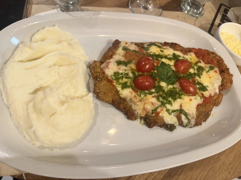 Milanesa caprese